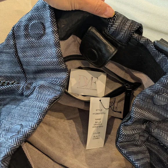 Diane Von Furstenberg Black Hobo Bag - Picture 3 of 4